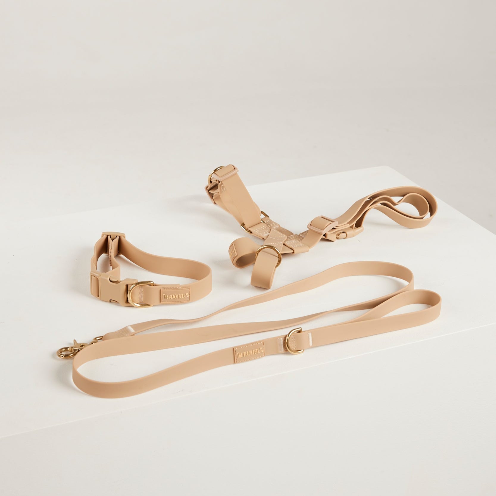 sand collar lead harness