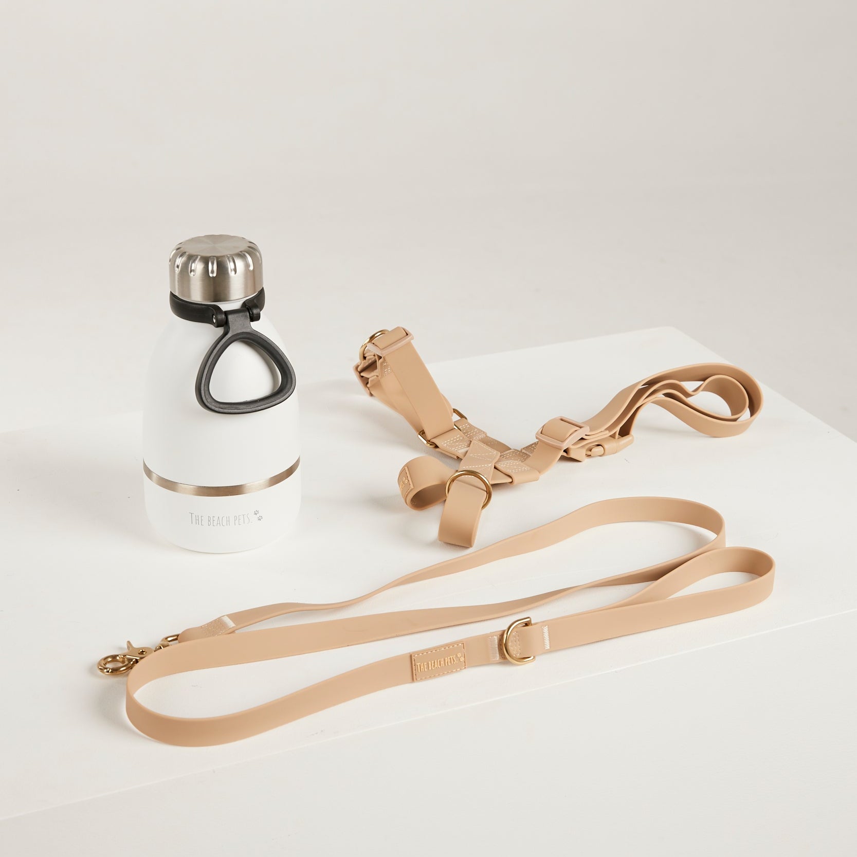 neutral waterproof harness, dog lead and waterbottle