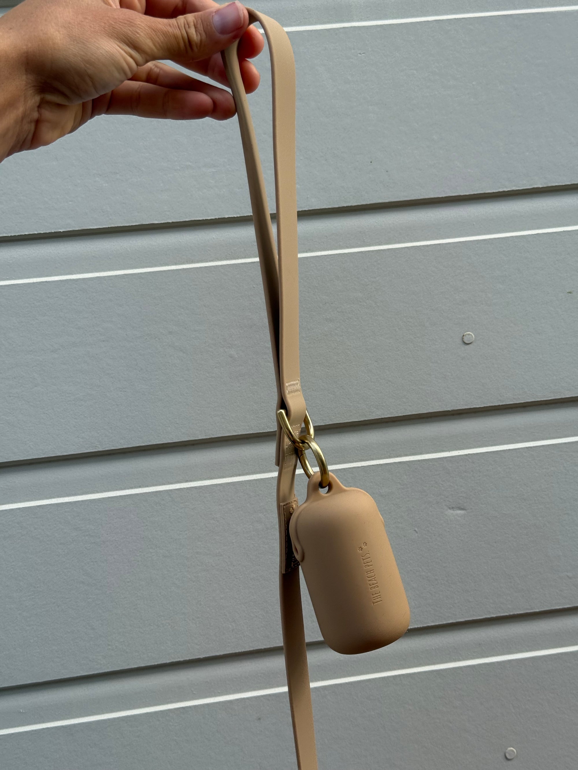 beige waterpoof poo bag pouch